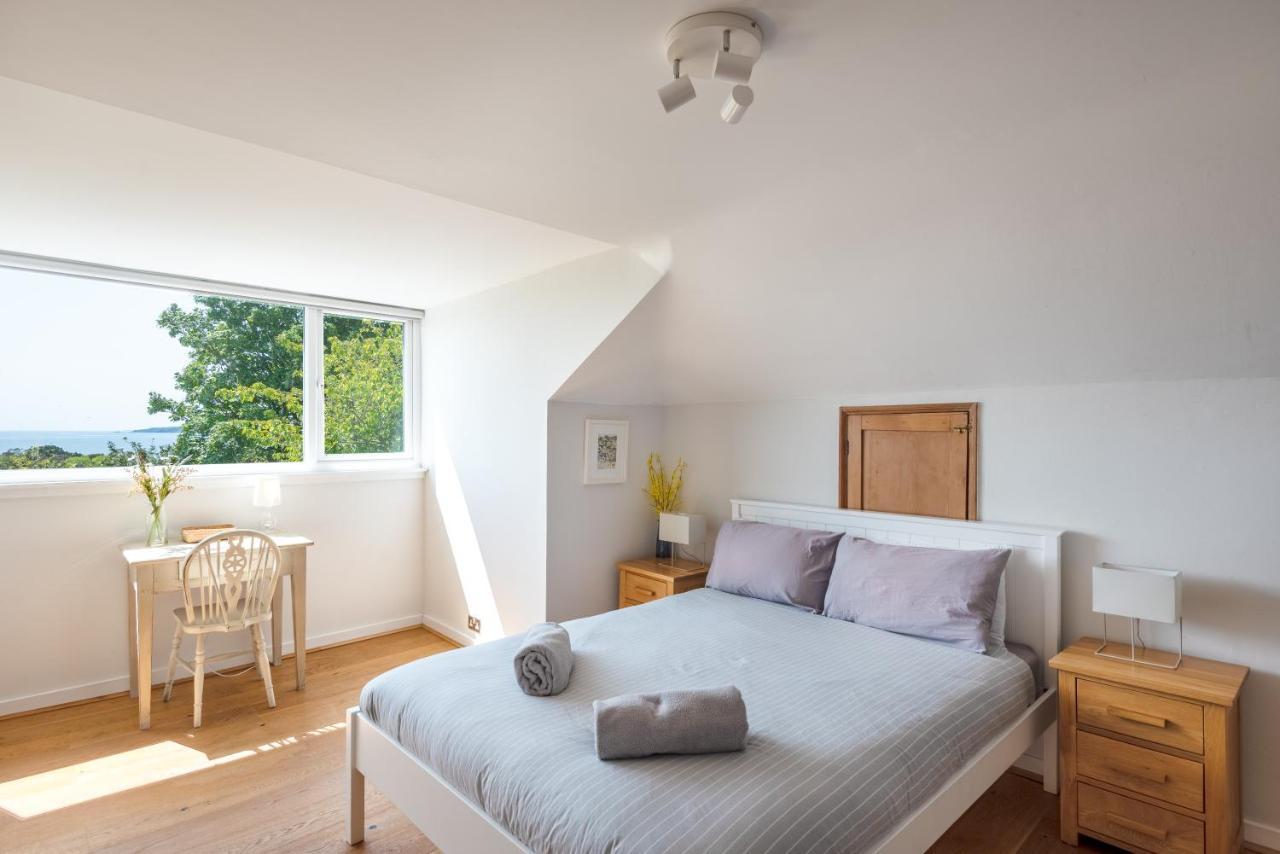 Manacles - Spacious Flat Near Beach With Sea Views & Parking Falmouth Exterior foto
